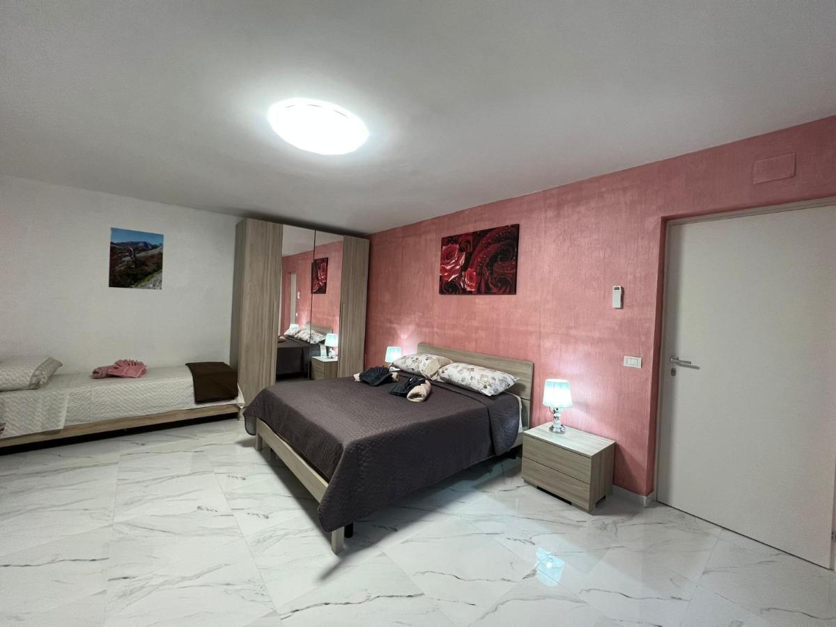 L'Oasi Del Raganello Bed & Breakfast Civita Exterior photo